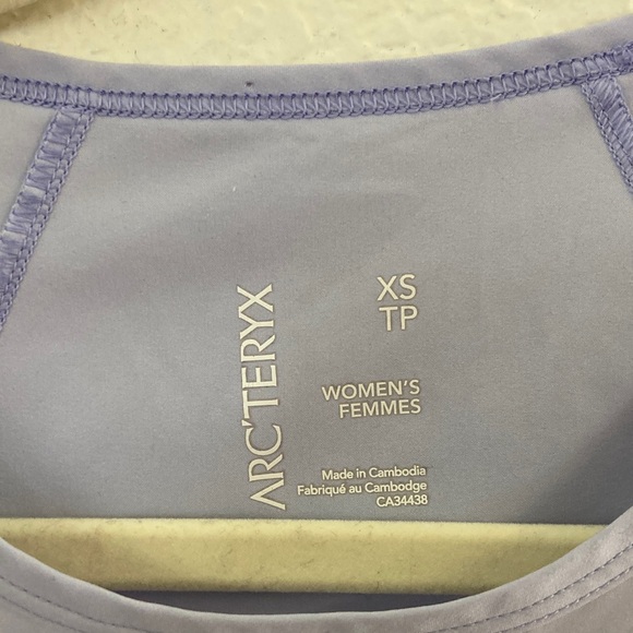 Arc'teryx Lavender Women's athletic dress with pockets XS - Picture 2 of 7